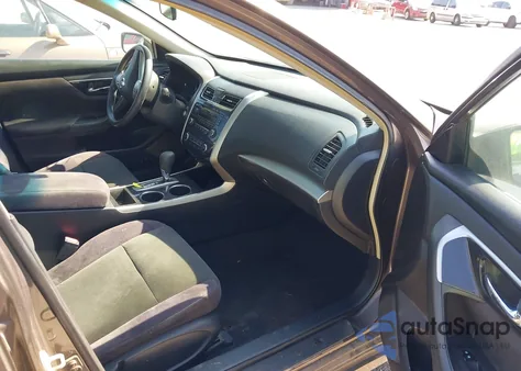 2013 Nissan Altima 2.5 S из США, поврежденный, VIN 1N4AL3AP0DC227031